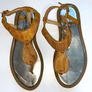 Kenneth Cole Reaction sandals shoes sz 6 New